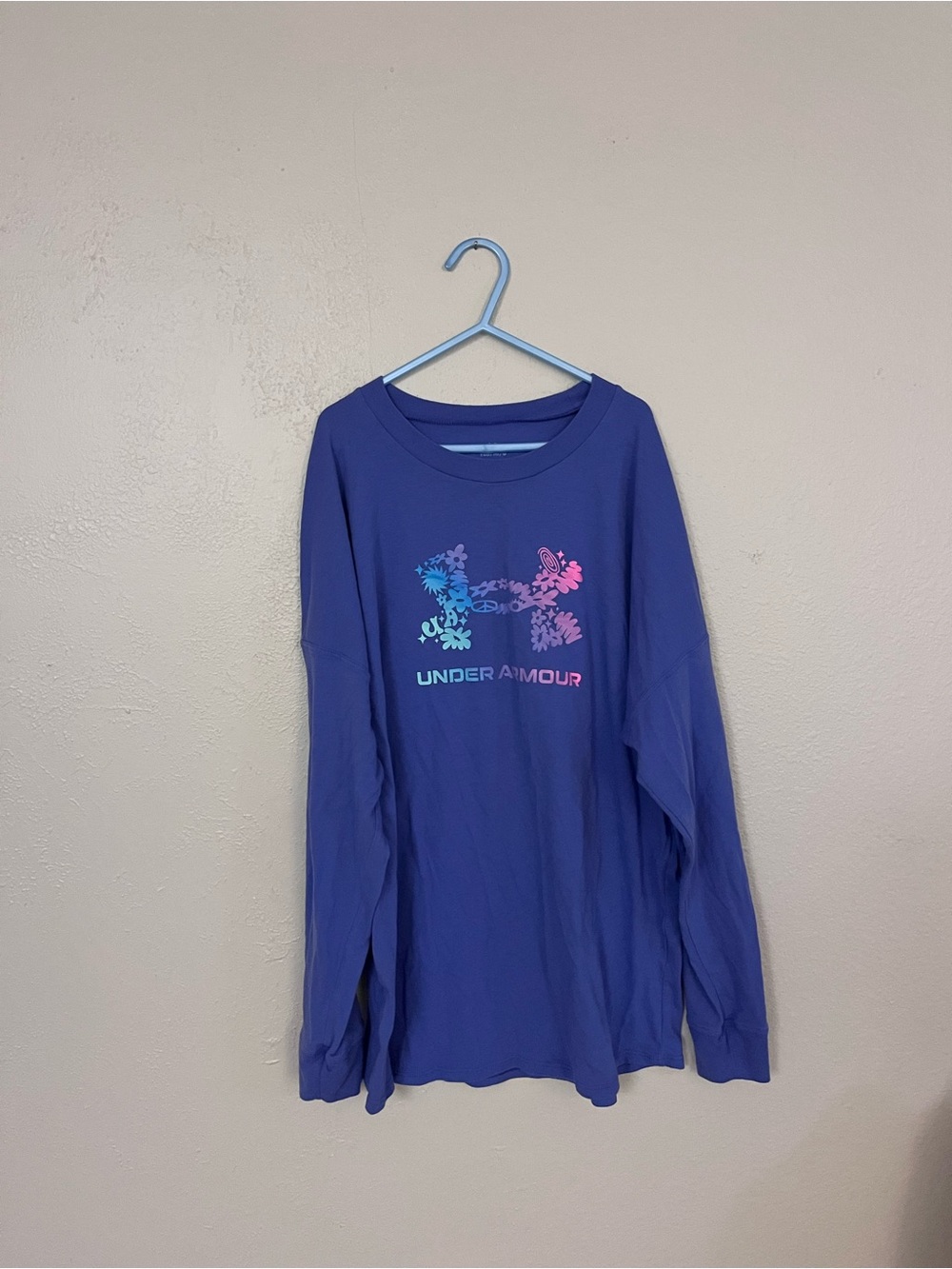 Girls Under Armour Athletic Long Sleeve tee shirt size large